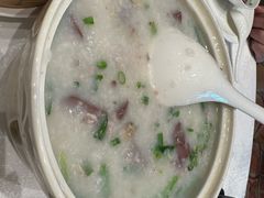 -景月阁空中食府(希尔顿酒店)