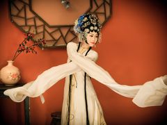 -九月鹰飞汉服摄影工作室