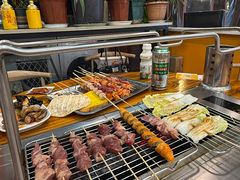 -哈尔滨小酒馆·鲜肉现穿自助烧烤(康新花园店)