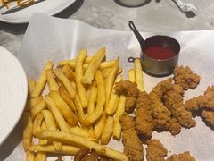 -必胜客(上海新南方商城PH店)