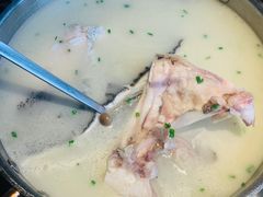 正宗千岛湖直达．一鱼二吃．鲜美-二十八里太湖船菜(吉祥路店)