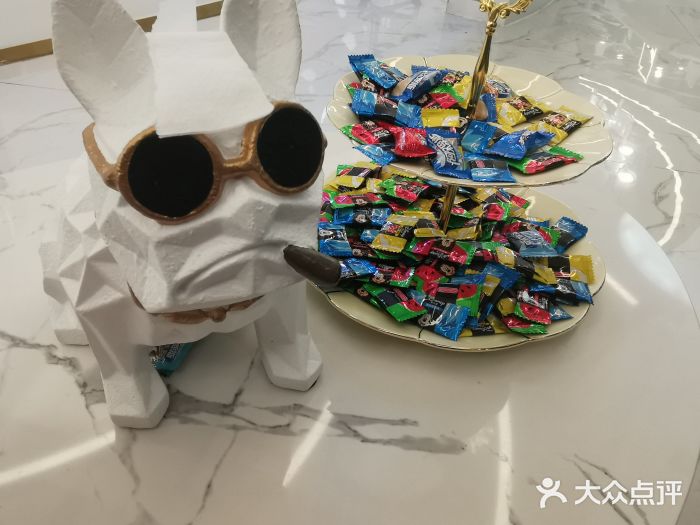 MYYF SALON烫发染发图片