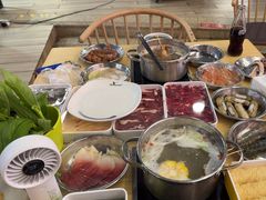 -杨老板·海鲜集市火锅·鲜切牛肉(中防万宝店)