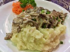 焖牛肉伴土豆泥-喀秋莎俄罗斯西餐厅(广州分店)