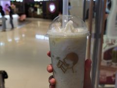 -喜茶(北京华贸购物中心店)