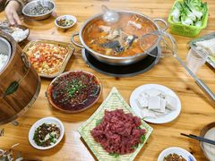 -苗侗地道红酸.酸汤鱼·酸汤牛肉