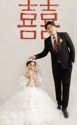 -雪中彩影婚纱摄影·微光艺术中心