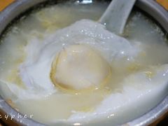 鸡汤里的鸡蛋-小铫鸡汤