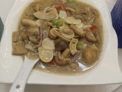 -菌海森林·非遗野生菌火锅(西山区滇池路摩根道店)