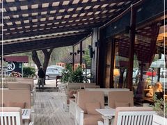 露天位-Local泰莲庭(虹鳟鱼店)