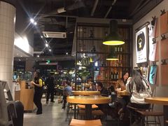 -乐凯撒披萨(东方新世界店)