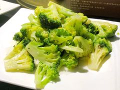 清炒西兰花-陈记味道枣庄辣子鸡(佛山街总店)