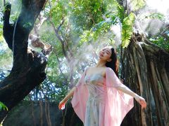 -Chom Cafe and Restaurant