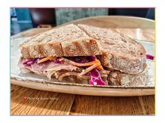 烤进口牛肉三明治-Wagas沃歌斯(大学路店)