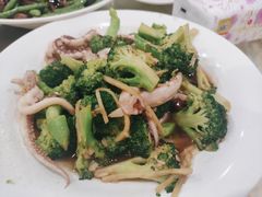 西兰花炒土优-禄源公·老莞诚饭店
