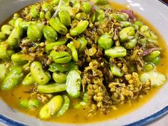 撒坝腌肉豆米烩棠梨花-泓0871臻选云南菜·味庄