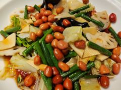 -闫府私房菜·百年鲁菜(恒隆店)