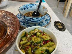 捞汁黄瓜-楚媚娘炭火蛙锅(宽厚里店)