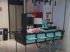 -希岸·轻雅酒店(广州白鹅潭艺术中心花地湾地铁站店)