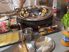 -围炉肉舍•炭烤活鳗•丹东海鲜烤肉(步行街店)