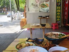 -青和小锅米线(翠湖店)