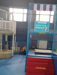 -哆啦爱梦儿童乐园(住邦城市广场店)