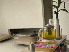 -卡罗酒店(东门晒布地铁站店)