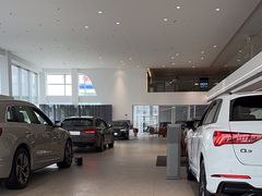 -上海冠松华奥奥迪4S店(张江店)