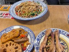 -赣南粉局·江西小炒·锅气炒粉(人民广场店)