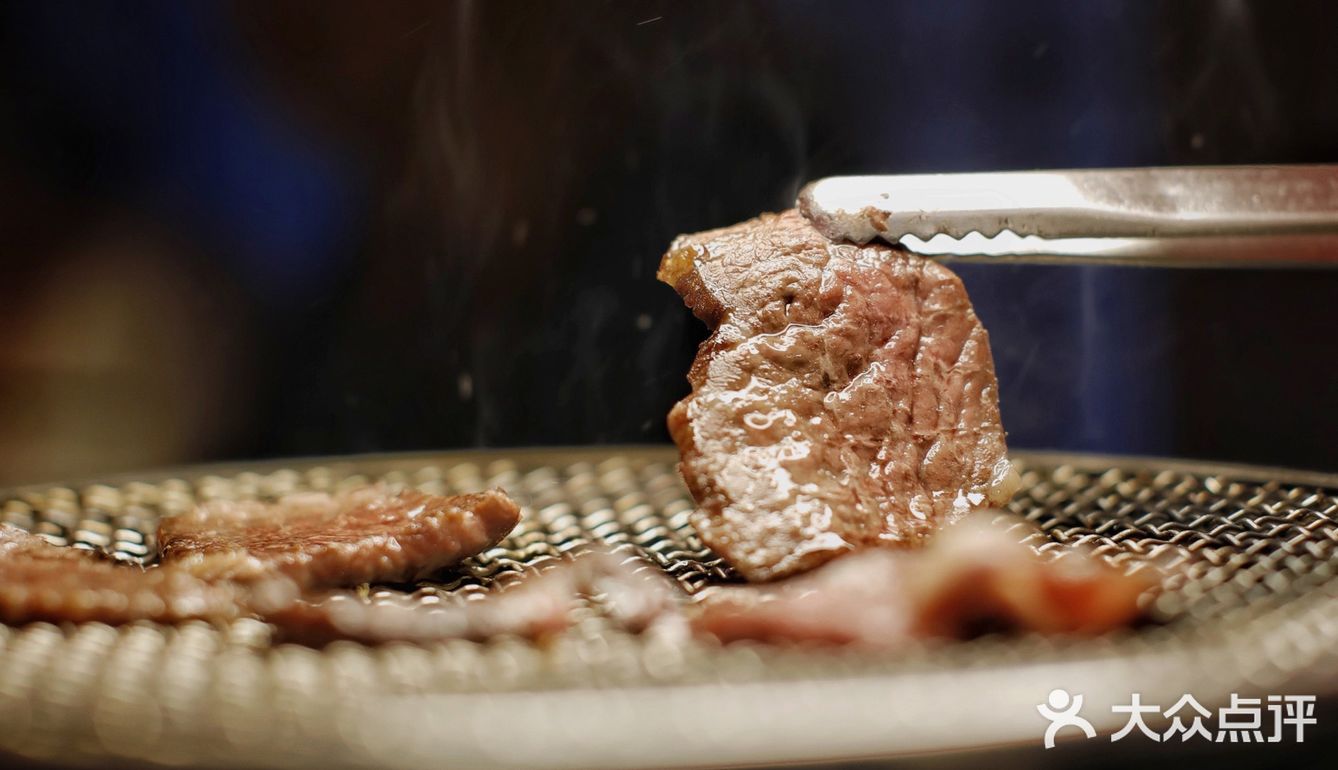 中国餐厅周 ｜城西烤肉小馆，油渍渍香喷喷