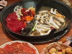 -扎起市井老火锅(乐山总店)