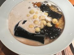 -RUXU入续糖水铺与包(卓悦中心店)