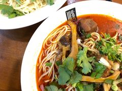 -八一好吃街·高品美食广场