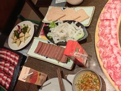 -九牧鱻·渝老鬼重庆火锅(人民路店)