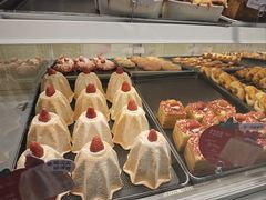 -红星前进面包牛奶公司(畅春园店)
