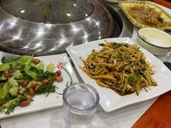 -哈尔滨东北铁锅炖(都督街店)