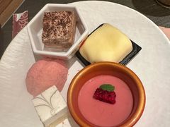 -牛YO寿喜烧·铁板烧和牛火锅自助(市府恒隆店)