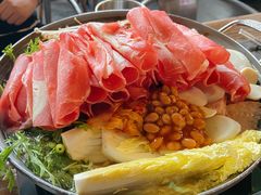 部队锅-MI WU FACTORY米屋美食工厂餐厅(绿地店)