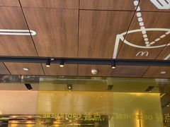 -麦当劳(新王府井店)