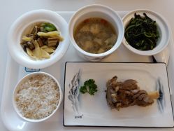 -乐茵敔山湾月子中心(独栋湖景店)