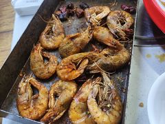 -老东镇啤酒屋海鲜加工·蒸汽海鲜·海鲜烧烤(台东店)