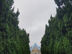 -上海市龙华烈士陵园