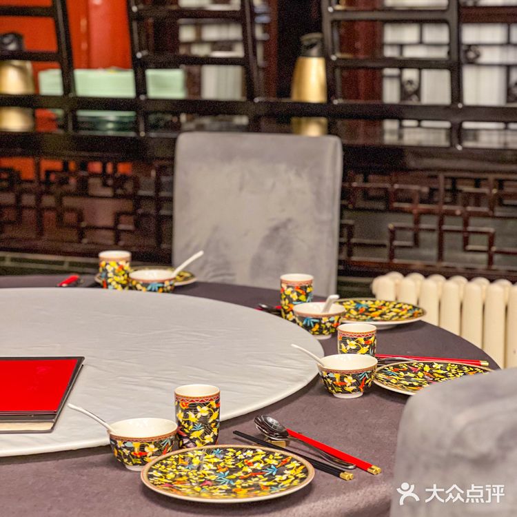 精致北京菜，羲和雅苑的烤鸭太香了