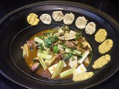 -缘福乡村铁锅炖民宿(八达岭店)