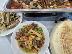 -丹水桥地锅鱼·翘嘴鲌·地方特色全鱼宴(丹江口大坝店)