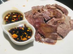 -聚鑫朋酸菜肥肠(文艺路口店)