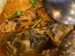 渔娘炖杂鱼-渔娘渔家丹东海鲜(东直门店)