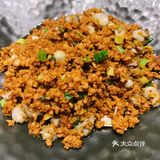 味道都不错,菜品种类很多,就是量有点小