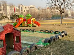 -乐融国际幼儿园(四季青校区)