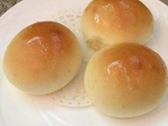 蜜汁焗餐包-创元千禧大酒店 · 香港轩